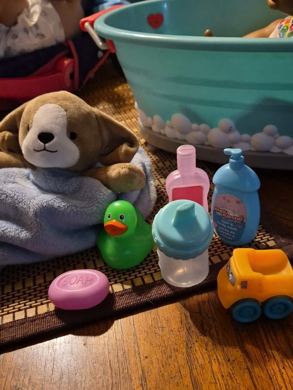 Drink-Wet Baby Doll With Bathtub